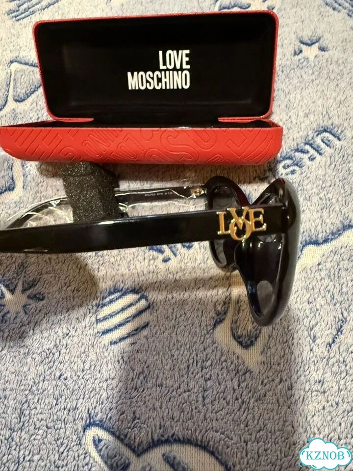 Солнцезащитные очки moschino фото 9