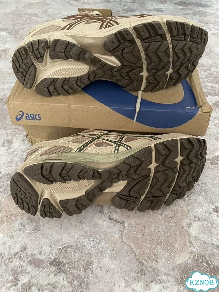 Кроссовки asics gel фото 5