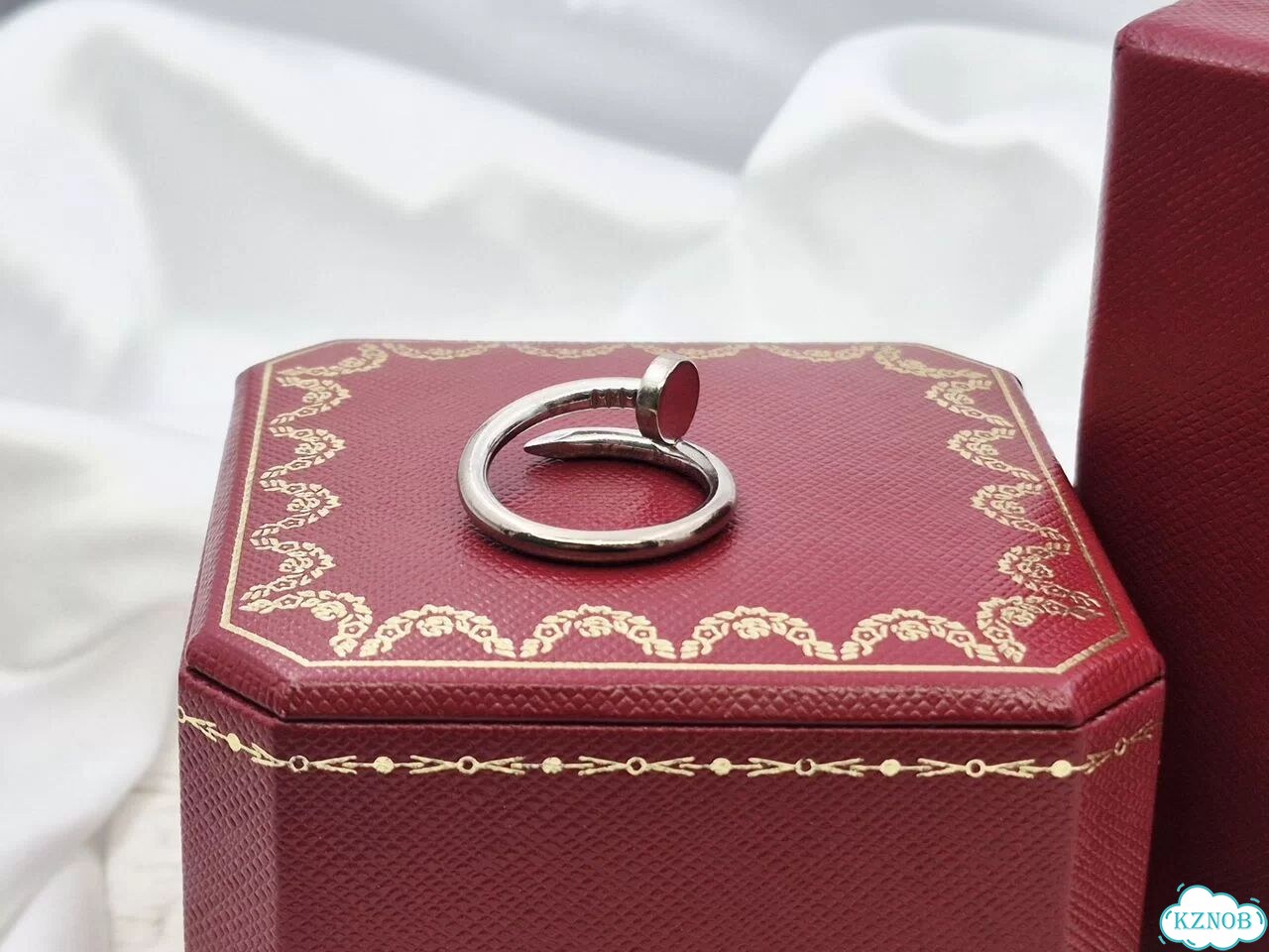 Золотое кольцо Cartier Juste un Clou 750 пробы фото 4