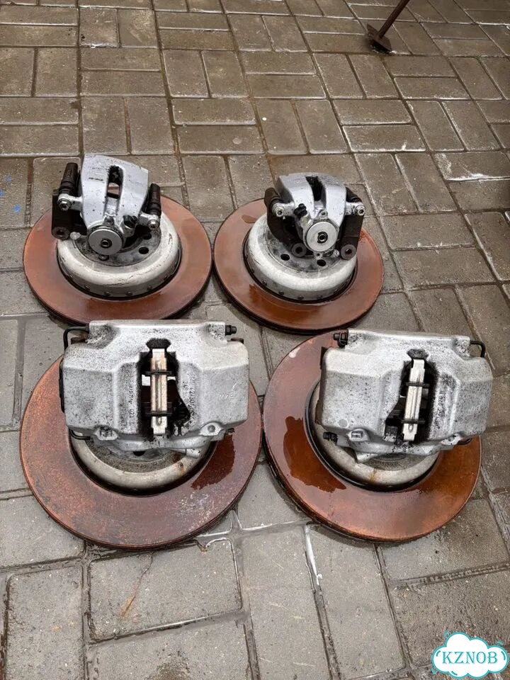 Тормозные диски bmw G кузов 348/30 330/20 фото 2
