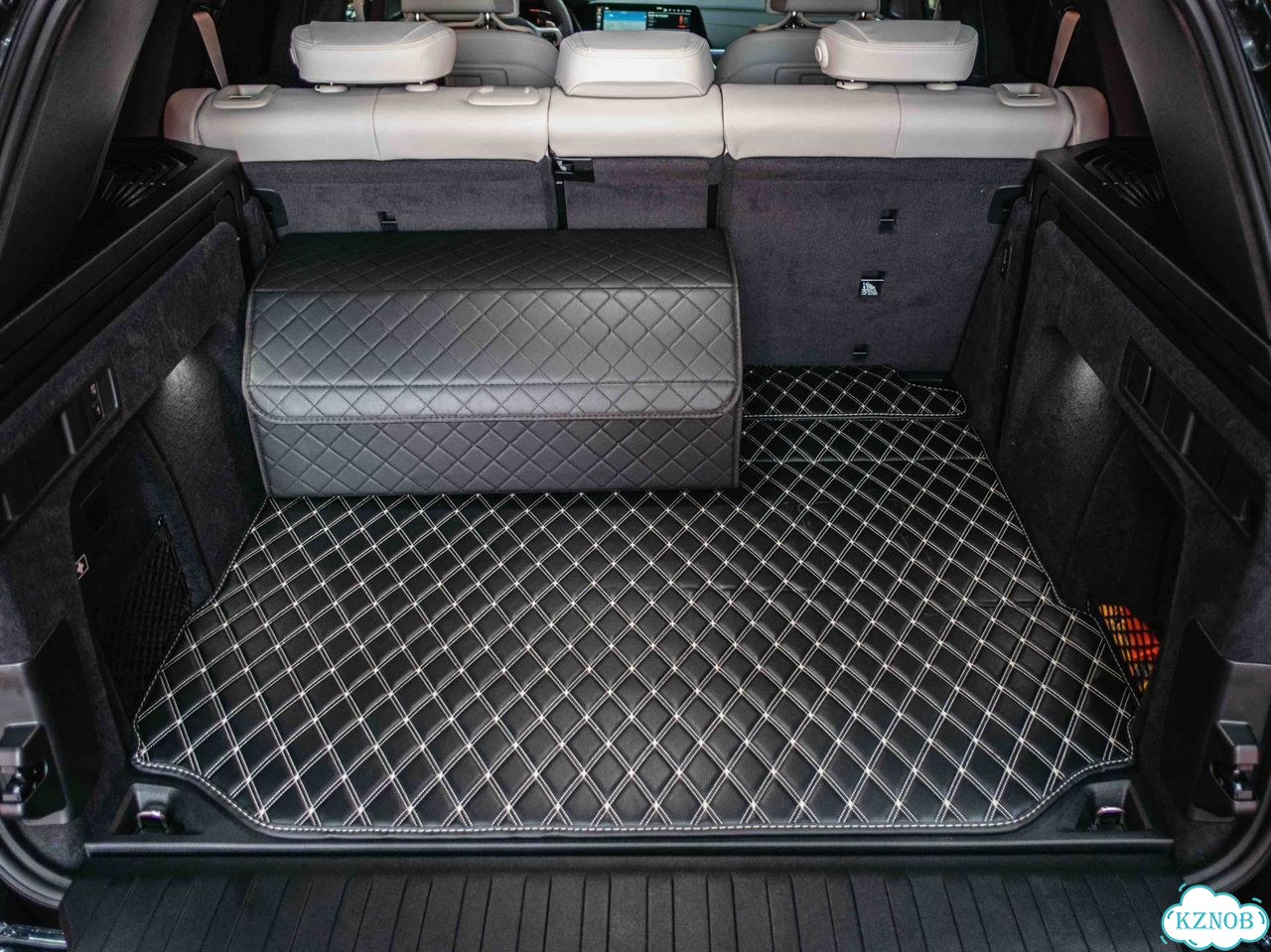 3D коврики в багажник BMW X5 фото 2