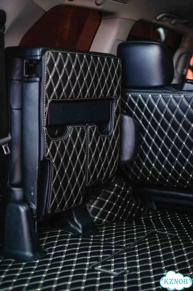 Коврики в багажник Toyota Land Cruiser 200 фото 2