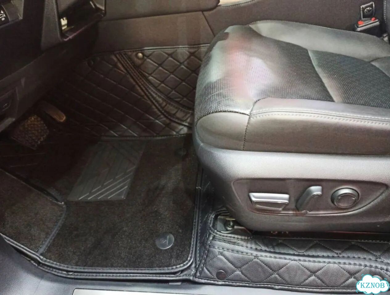 3Д коврики из экокожи toyota land cruiser 300 фото 1