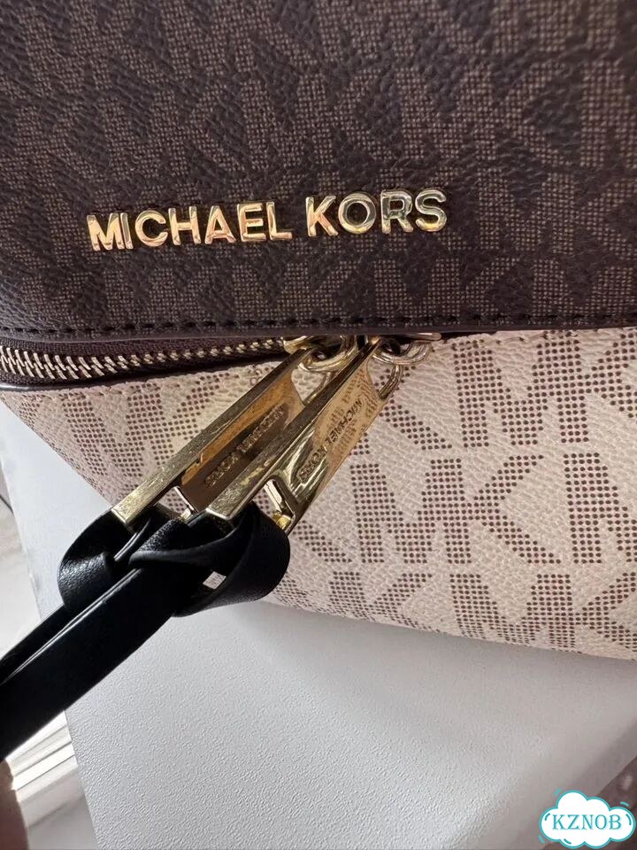 Michael kors рюкзак фото 6