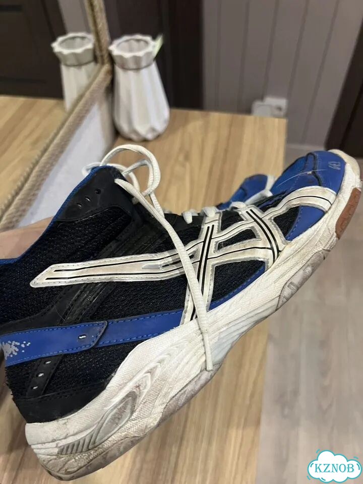 Кроссовки мужские волейбольные asics фото 3