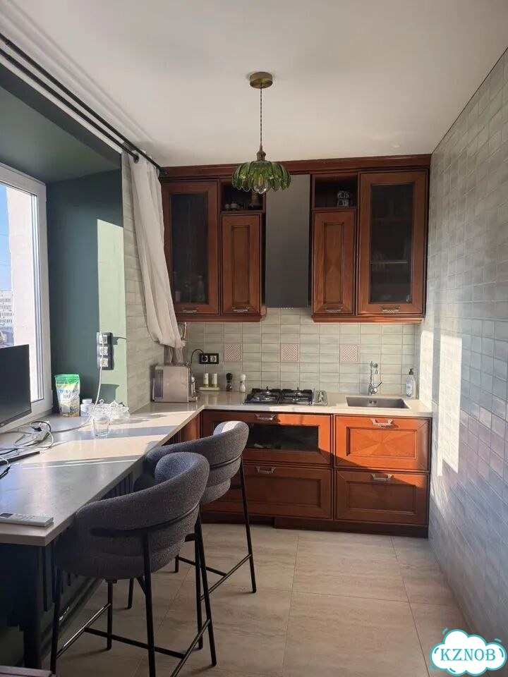 2-к. квартира, 44 м², 9/10 эт. фото 1