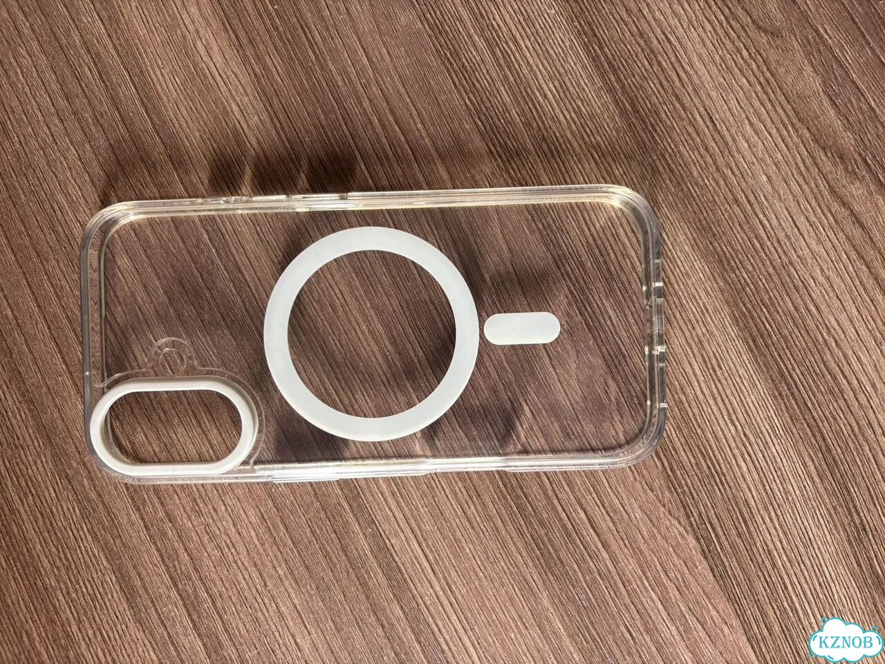 Чехол на iPhone 16/17 фото 2