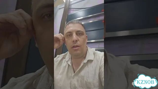 Секционные ворота фото 2