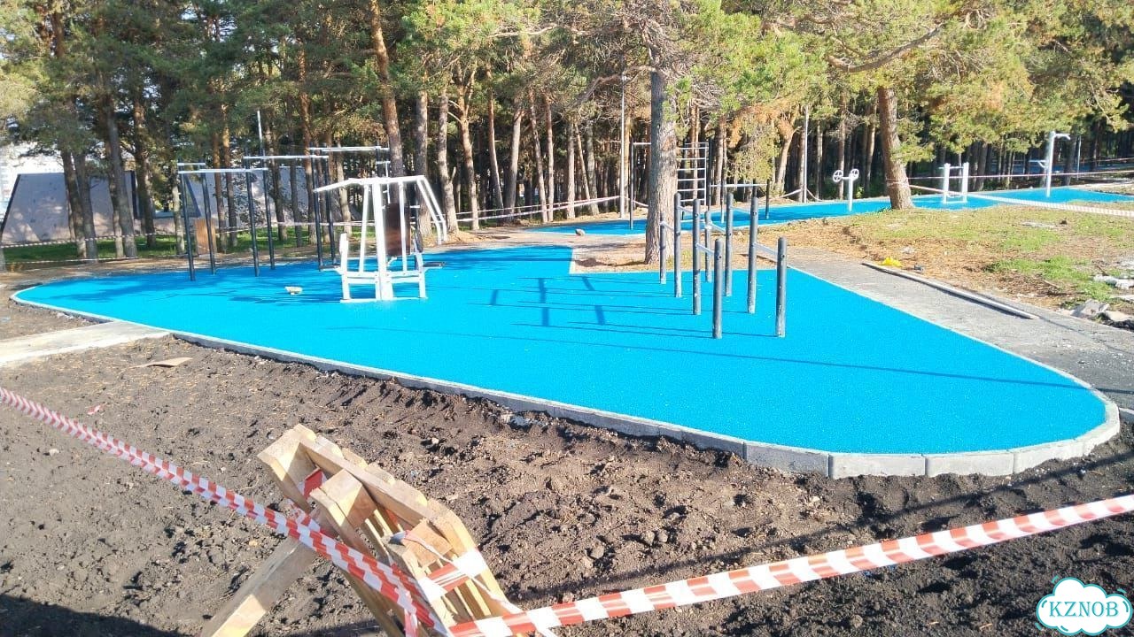 Резиновое покрытие для детской площадки под ключ фото 2