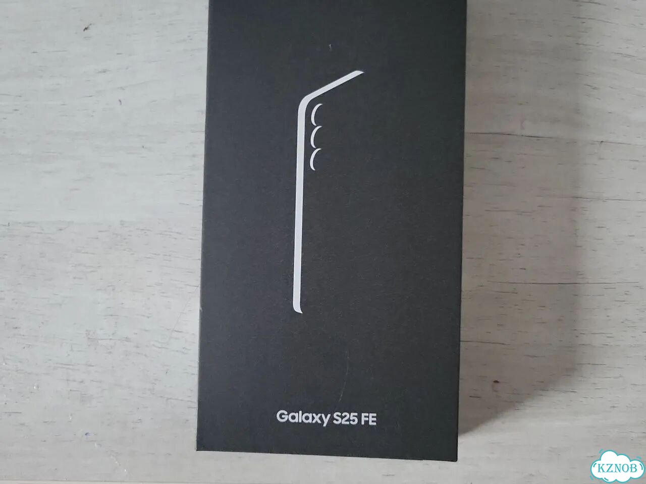 Samsung Galaxy S25 FE, 8/256 ГБ, SIM + eSIM фото 1