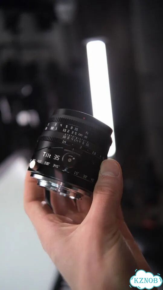 Объектив TTartisan 35mm F1.4 Tilt fujifilm фото 1