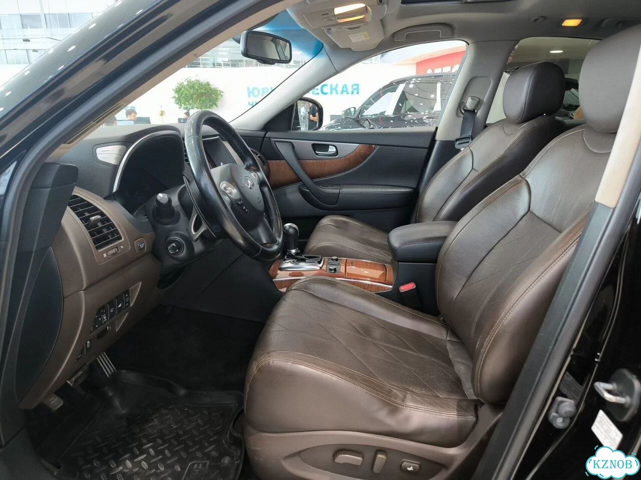 Infiniti QX70 3.0 AT, 2016, 222 880 км фото 16