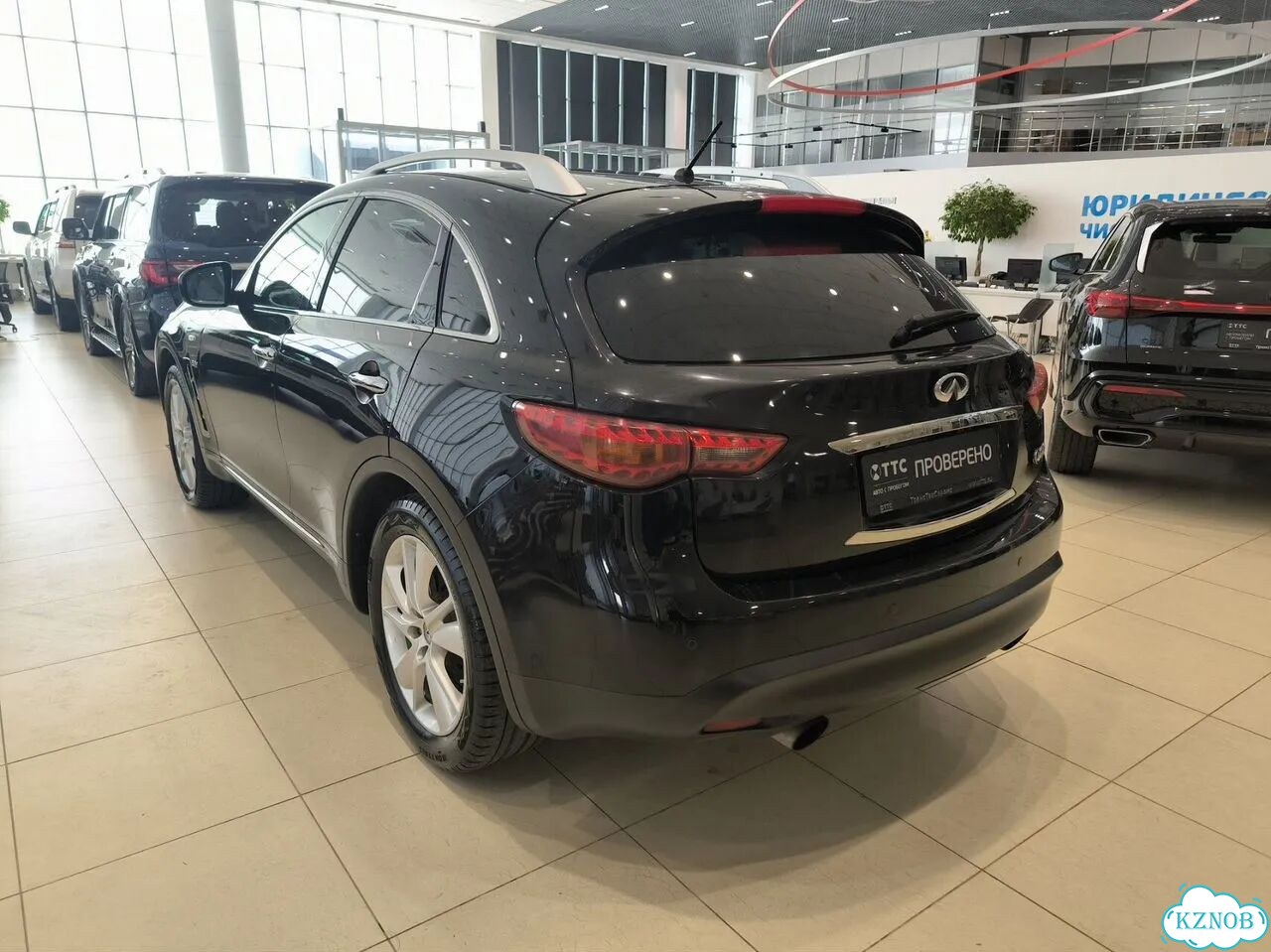 Infiniti QX70 3.0 AT, 2016, 222 880 км фото 7