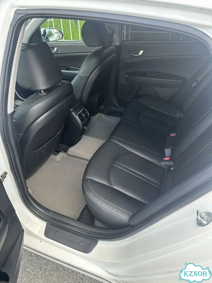 Kia Optima 2.0 AT, 2019, 240 000 км фото 11