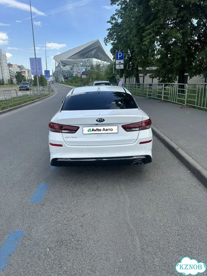Kia Optima 2.0 AT, 2019, 240 000 км фото 8