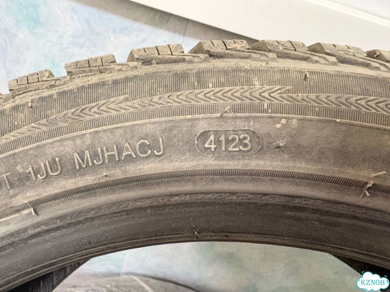 Goodride AD 153 235/45 R18 фото 5