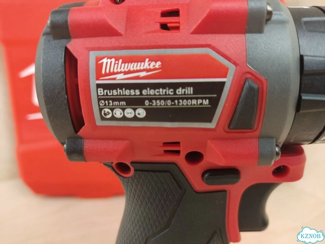 Шуруповерт Milwaukee 21V бесщеточный ударный 75Nm фото 3