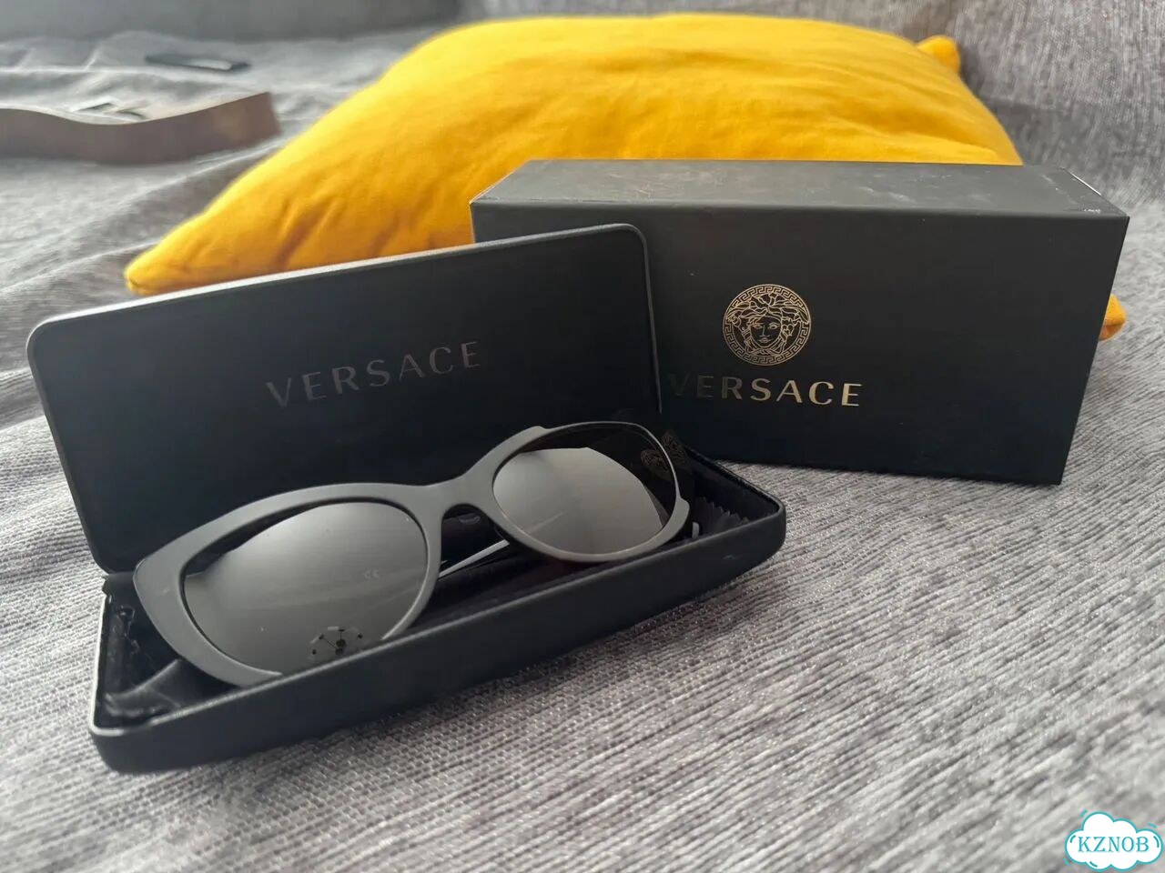 Солнцезащитные очки женские versace фото 1