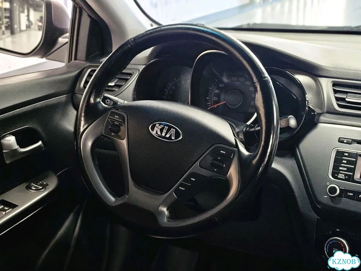 Kia Rio 1.6 MT, 2016, 128 909 км фото 15