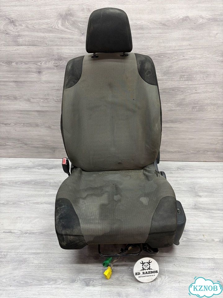 Водительское сиденье citroen C4 фото 1