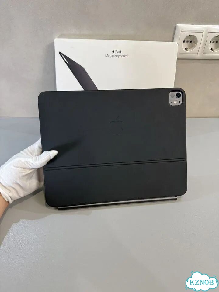 Apple Magic Keyboard iPad Pro 13 M4,M5 фото 4