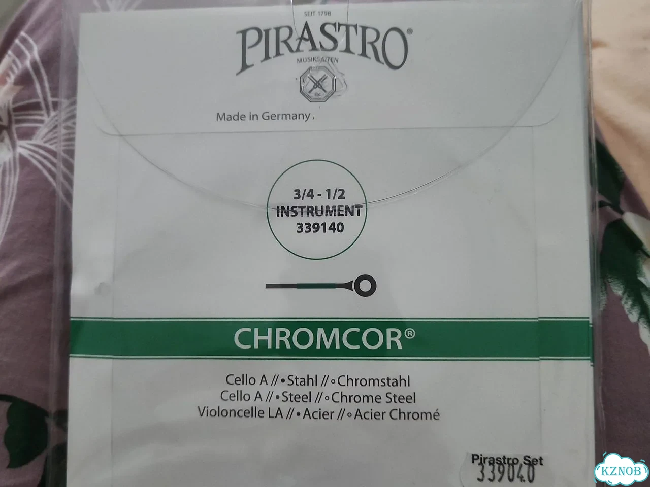 Комплект струн для виолончели Pirastro 339040 фото 2