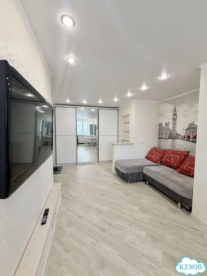 1-к. квартира, 45 м², 2/5 эт. фото 1