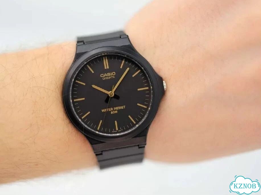 Мужские наручные часы casio quartz фото 1