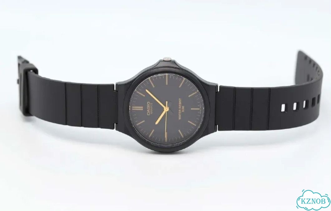 Мужские наручные часы casio quartz фото 3