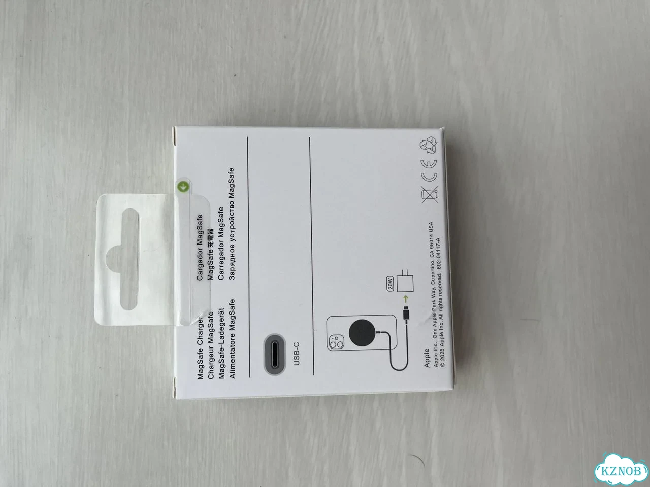 Беспроводная зарядка MagSafe Charger 15W фото 2