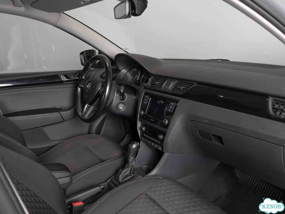 Skoda Rapid 1.6 AT, 2018, 116 360 км фото 7