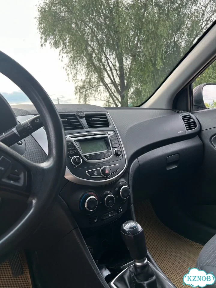 Hyundai Solaris 1.6 MT, 2016, 220 000 км фото 3
