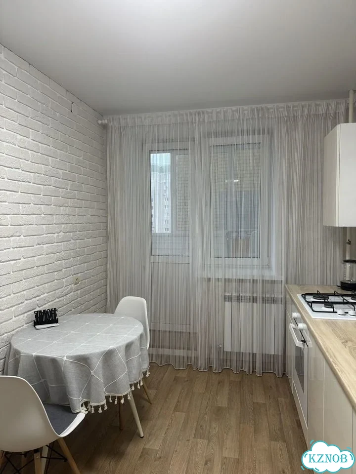 1-к. квартира, 38 м², 4/9 эт. фото 1