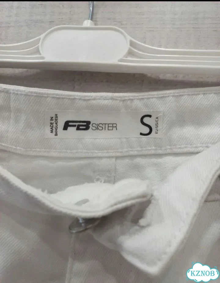 Джинсы рваные FB sister S фото 3