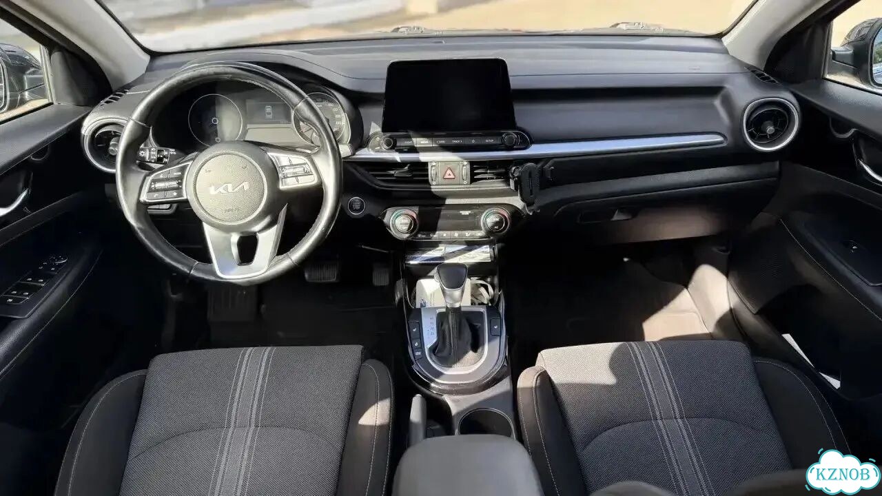 Kia Cerato 2.0 AT, 2021, 99 100 км фото 24