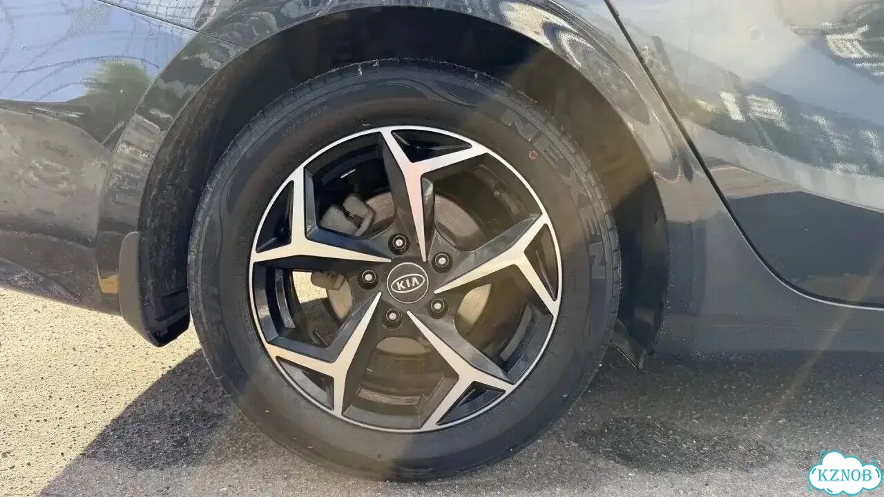 Kia Cerato 2.0 AT, 2021, 99 100 км фото 29