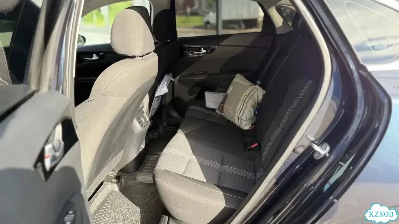 Kia Cerato 2.0 AT, 2021, 99 100 км фото 30
