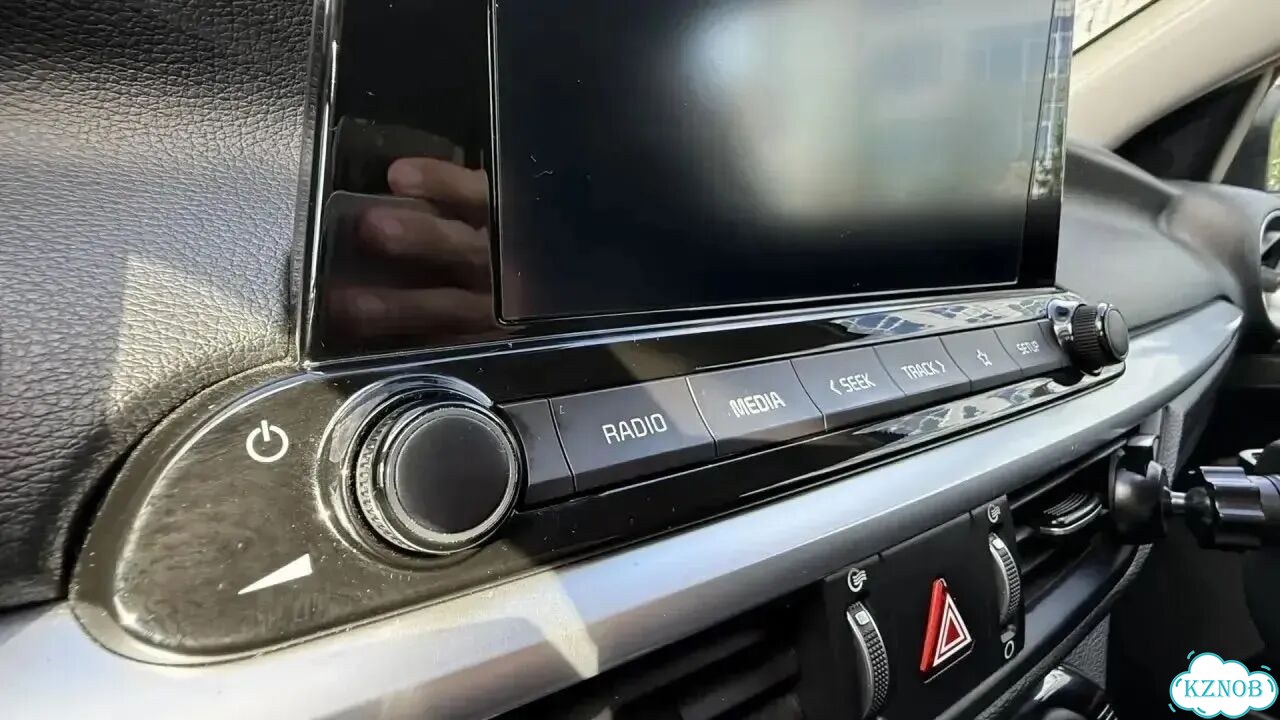 Kia Cerato 2.0 AT, 2021, 99 100 км фото 7