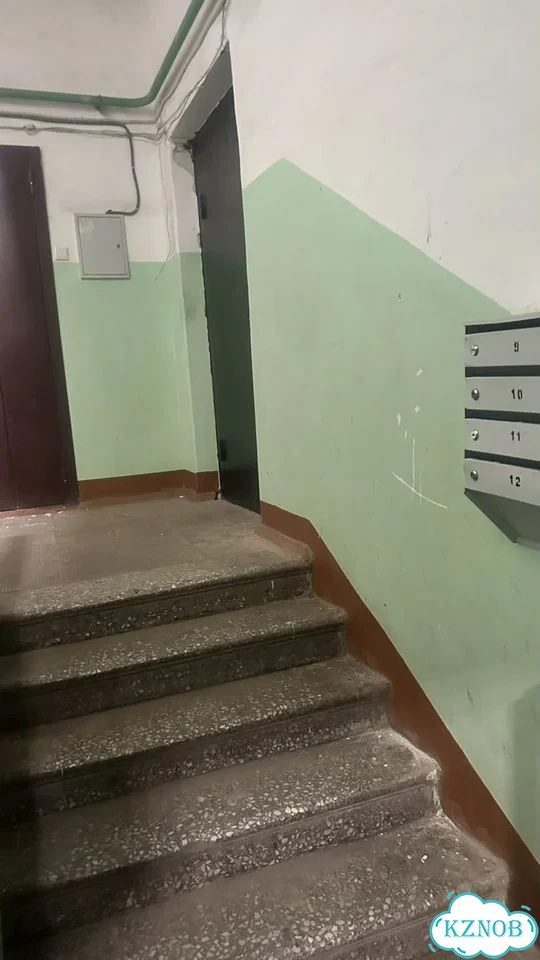 Комната 15 м² в 3-к., 1/3 эт. фото 3
