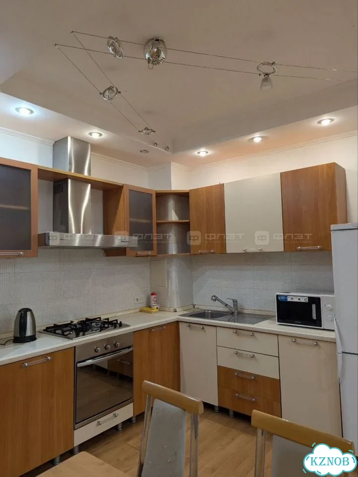 1-к. квартира, 40 м², 5/10 эт. фото 2