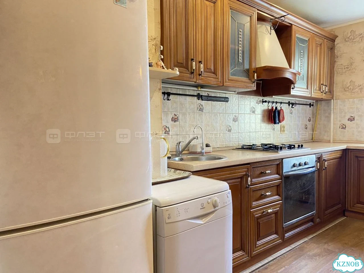 2-к. квартира, 55 м², 10/10 эт. фото 9