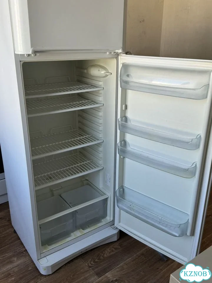 Холодильник indesit бу рабочий фото 1