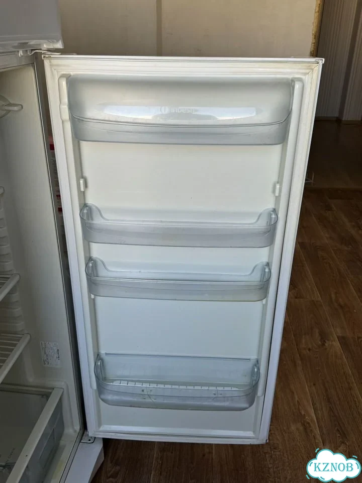 Холодильник indesit бу рабочий фото 2