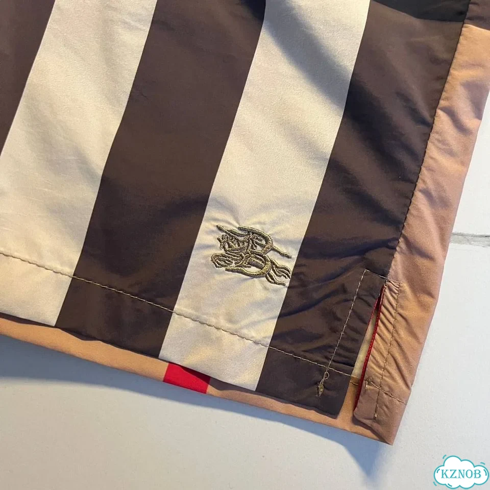 Шорты Burberry фото 4