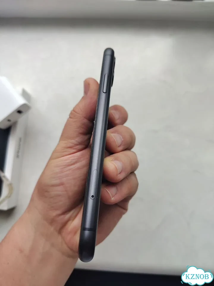 iPhone 11, 64 ГБ, SIM + eSIM фото 7