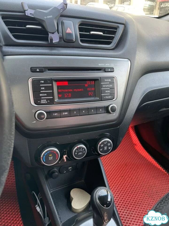 Kia Rio 1.4 AT, 2016, 138 000 км фото 10