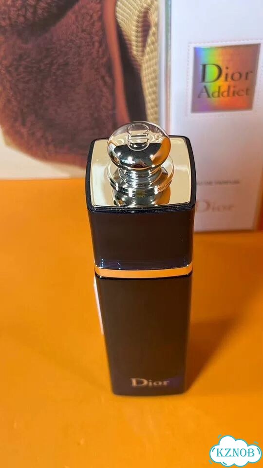 Dior Addict eau de Parfum фото 6