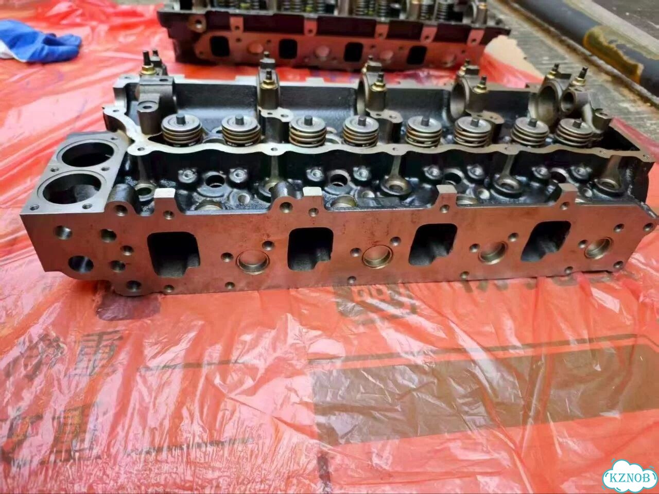 Головка блока цилиндров isuzu 4HK1 в сборе фото 2