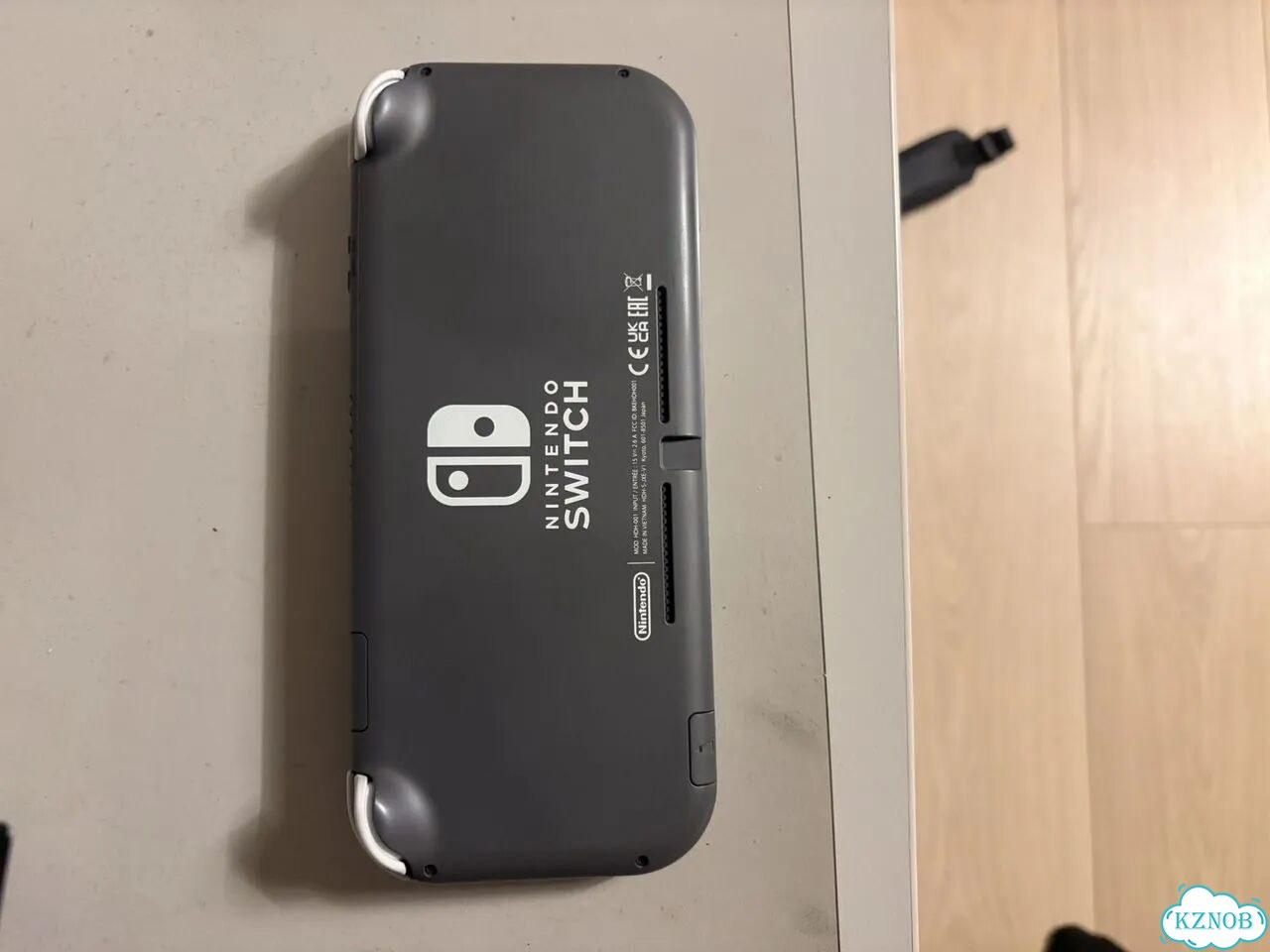 Nintendo switch lite фото 2