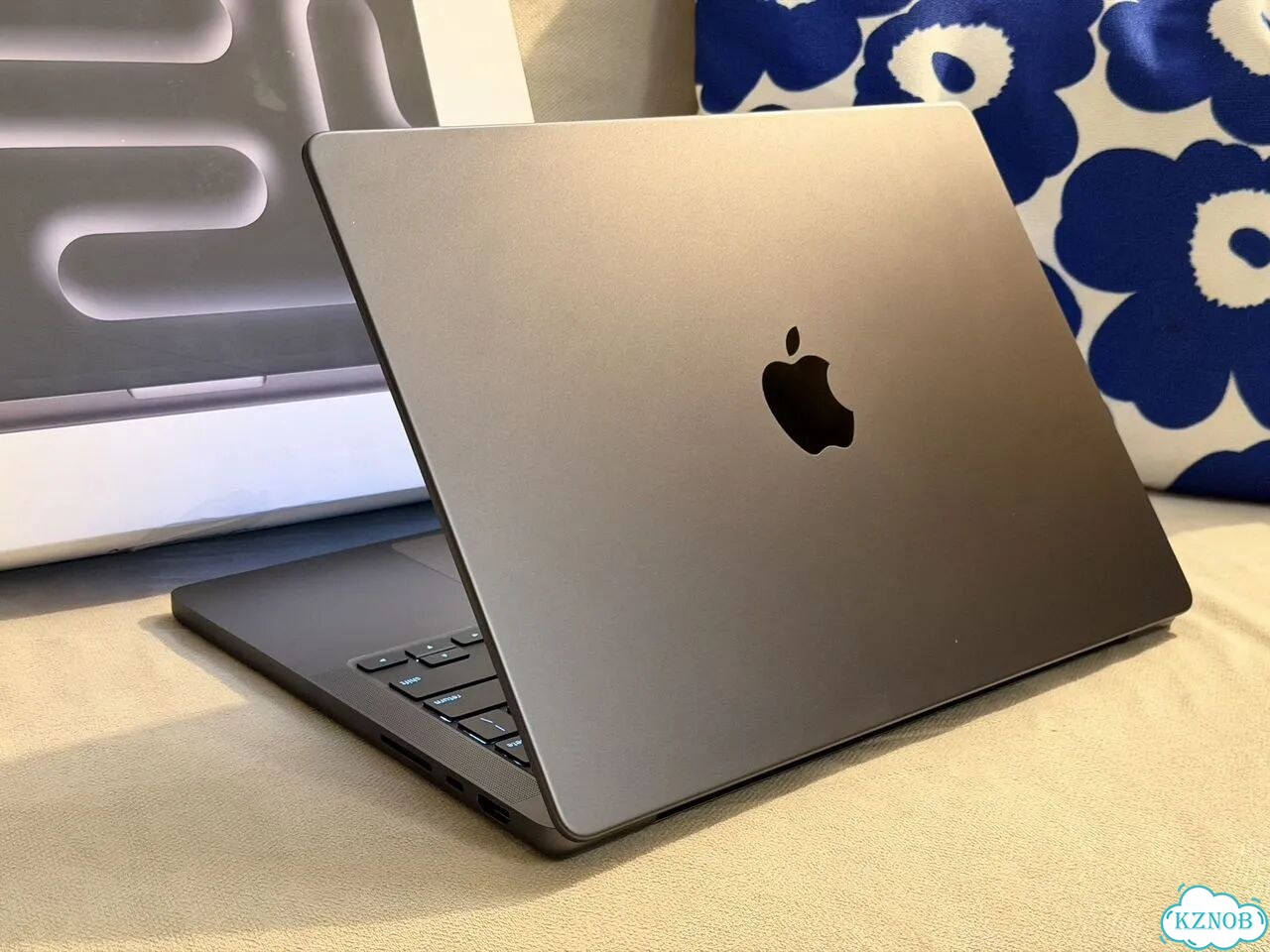 Macbook pro 14 m5 16/1TB 13 циклов фото 2